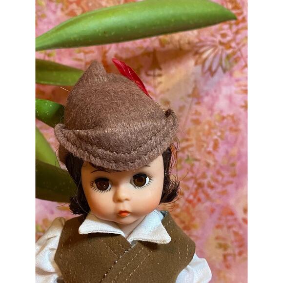 Vintage Madame Alexander 8" Doll #446 Robin Hood Storybook Series 88-91 w/tag - Picture 3 of 7